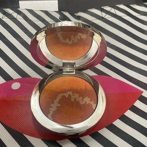 Dior Skin Nude Tie Dye 002 blush limited edition gorgeous hues, hard to find ❤️